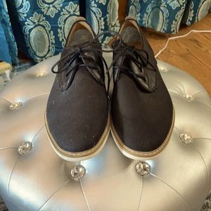 Men’s Black lace up oxfords size 9.5